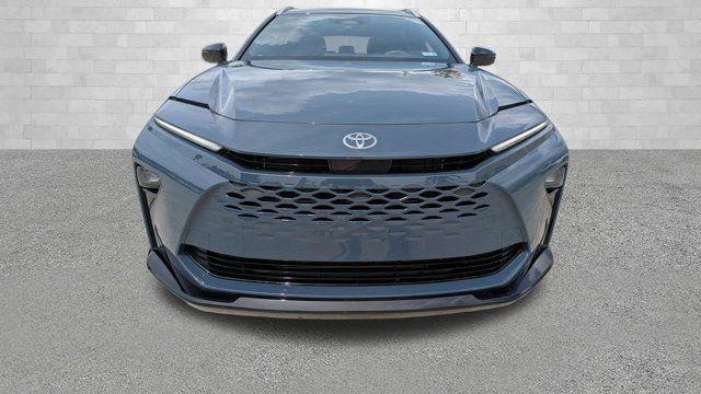 2025 Toyota Crown Signia XLE