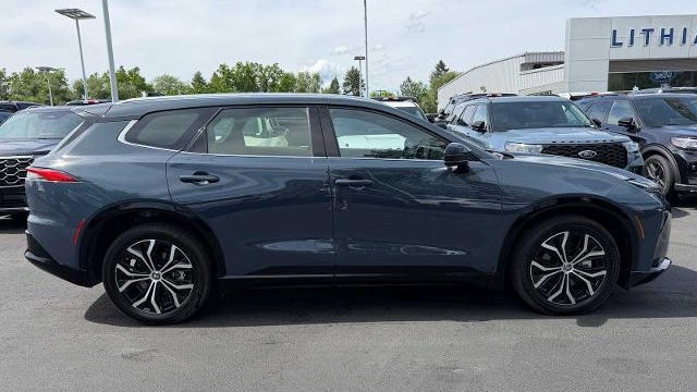 2026 Toyota Crown Signia Limited