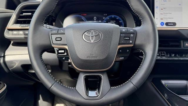 2026 Toyota Crown Signia Limited