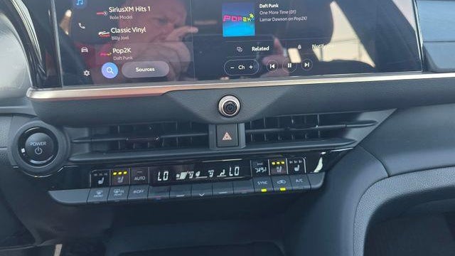 2025 Toyota Crown Signia XLE