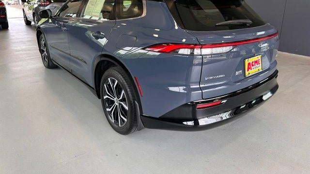 2025 Toyota Crown Signia 