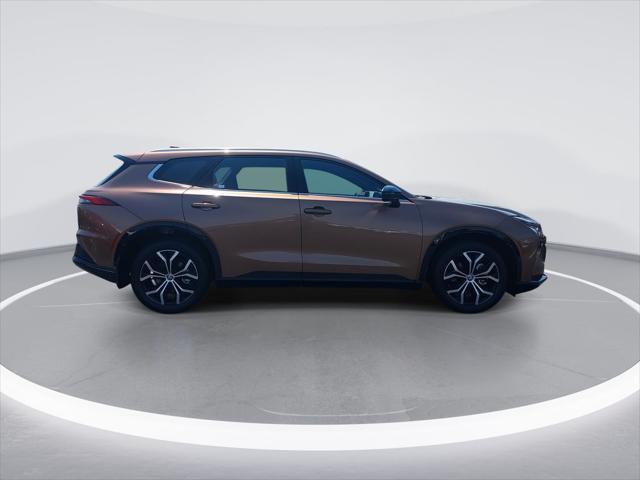 2025 Toyota Crown Signia - $42,800