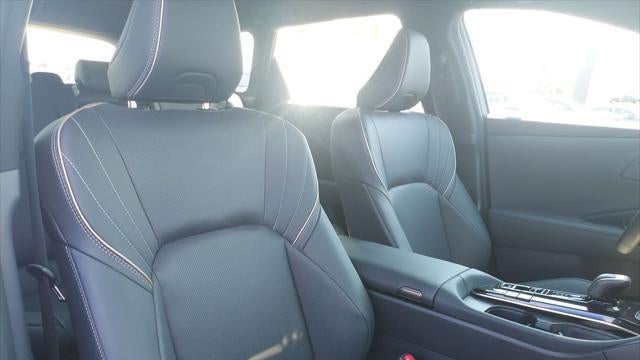 2025 Toyota Crown Signia XLE
