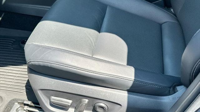 2025 Toyota Crown Signia XLE