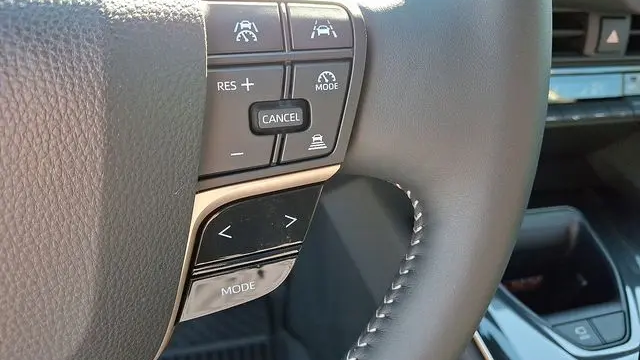 2025 Toyota Crown Signia Limited