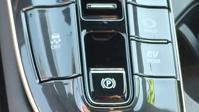2025 Toyota Crown Signia Limited