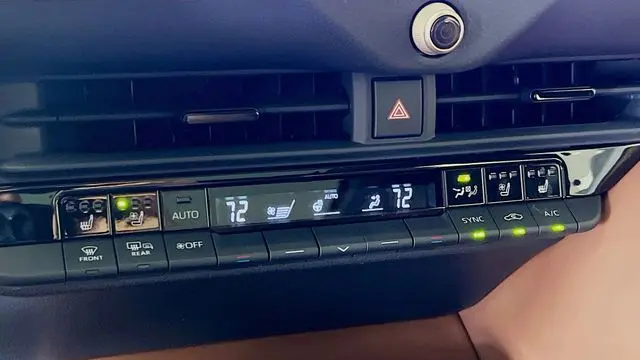 2026 Toyota Crown Signia Limited