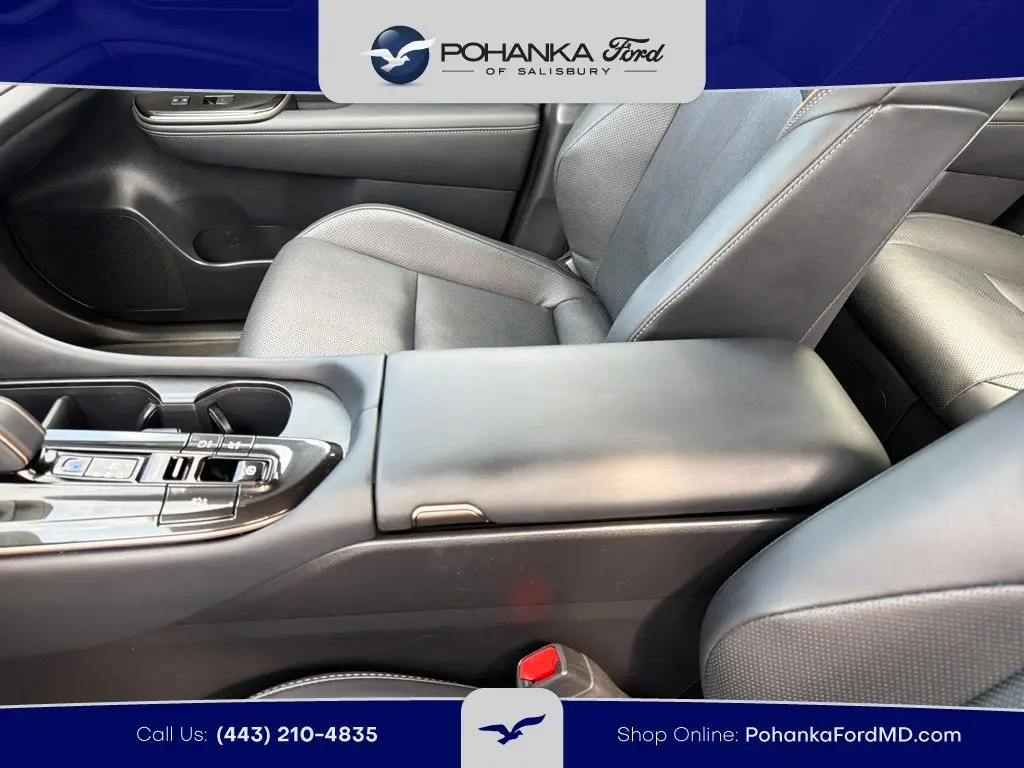 2025 Toyota Crown Signia - $48,128