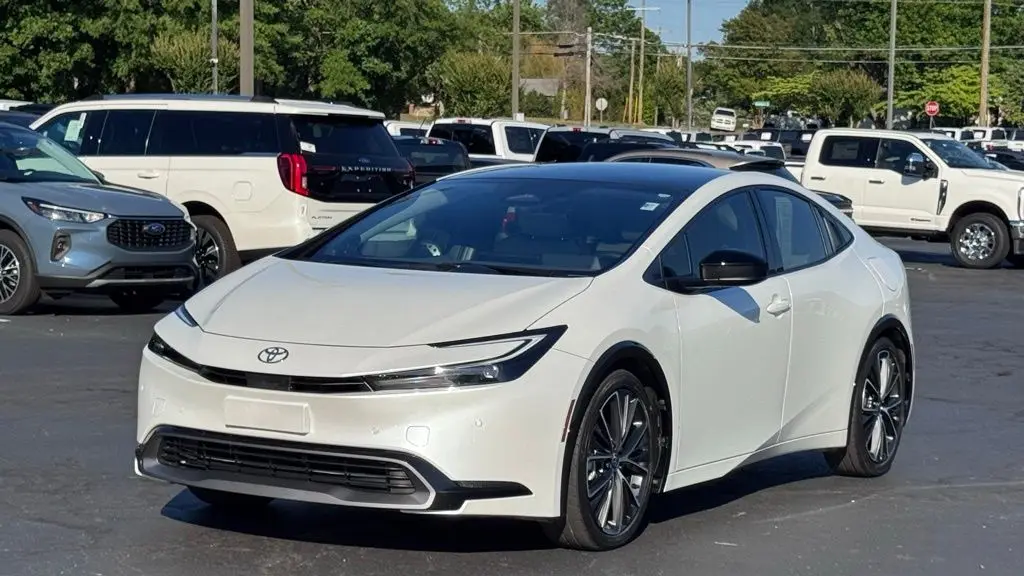 2024 Toyota Prius LE