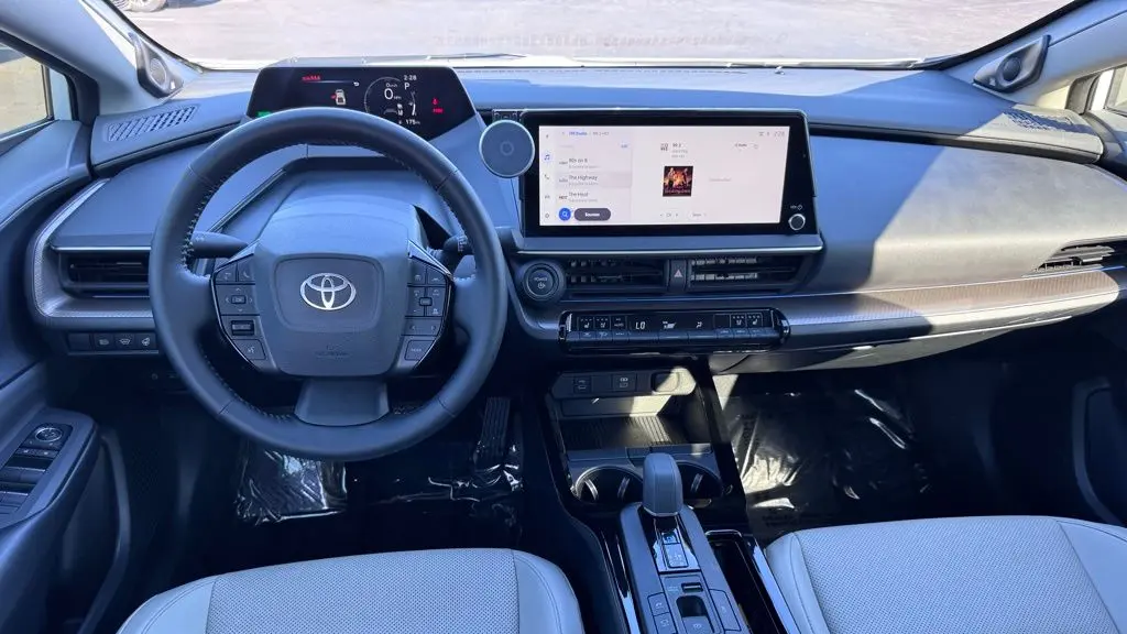 2024 Toyota Prius LE
