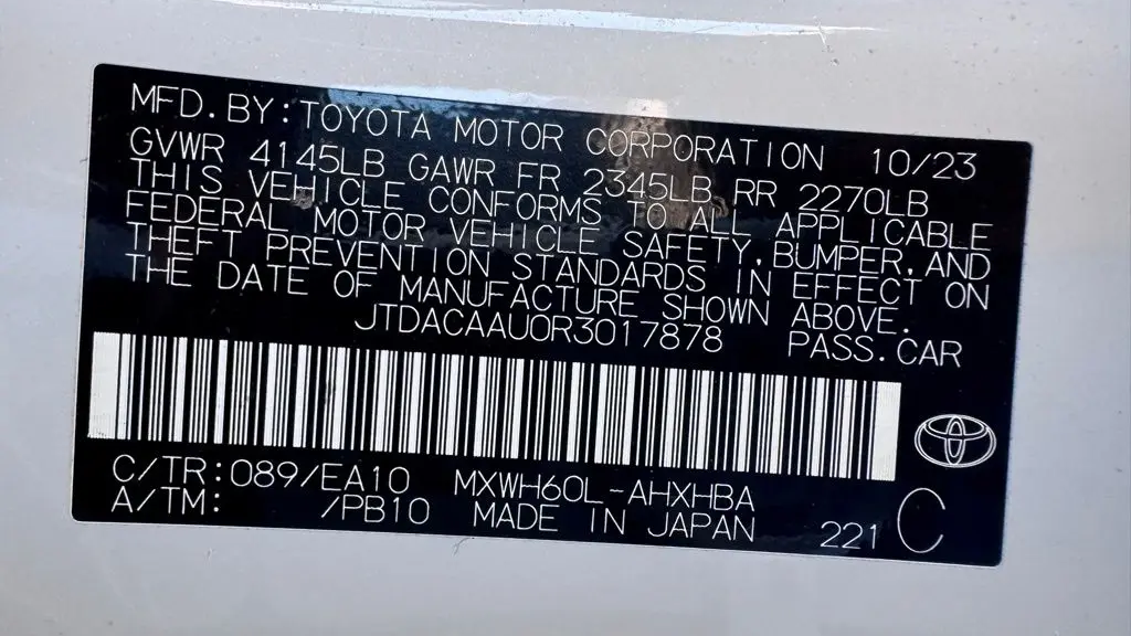 2024 Toyota Prius LE