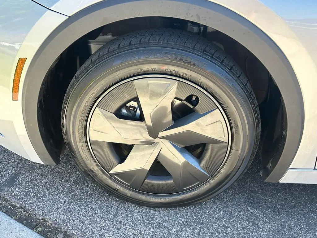2025 Toyota Prius - $29,625