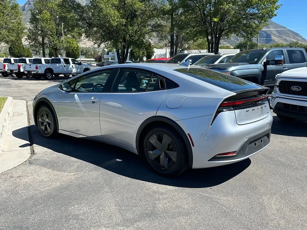 2025 Toyota Prius - $29,625