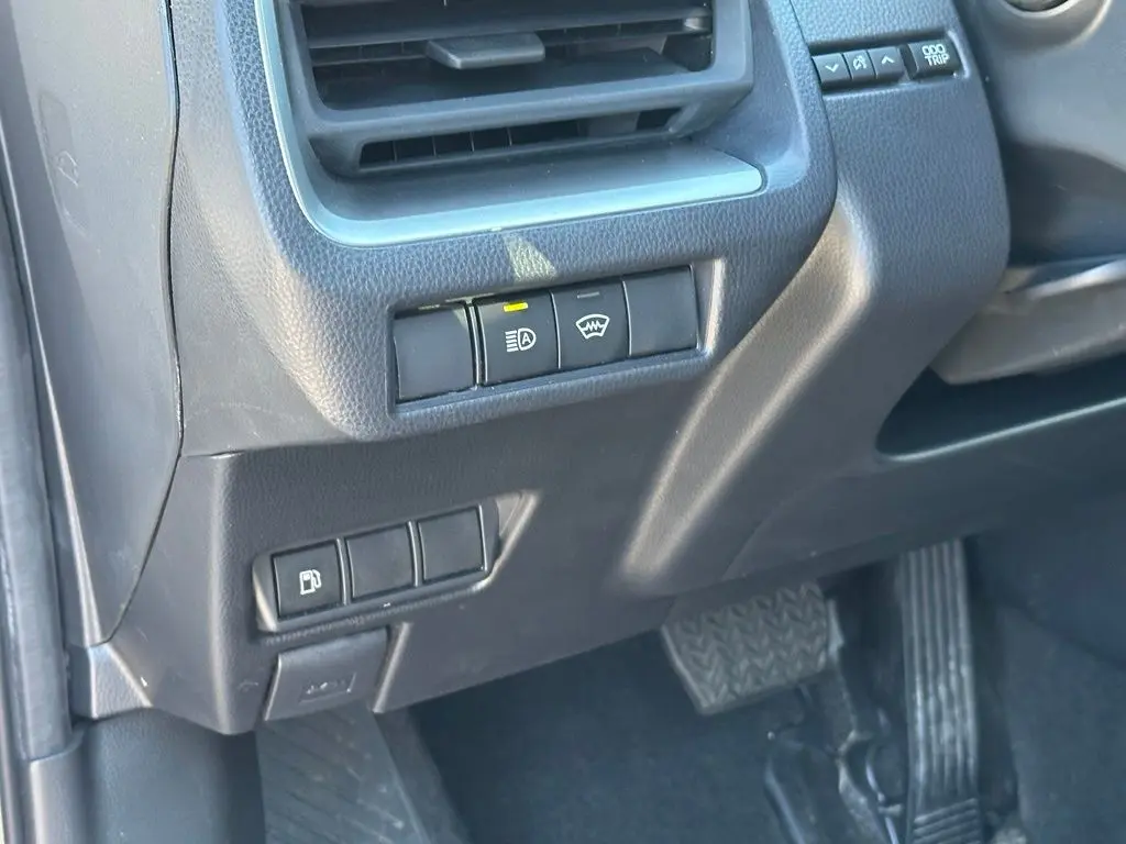 2025 Toyota Prius - $29,625