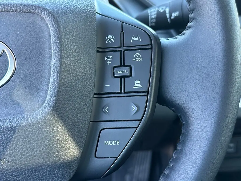 2025 Toyota Prius - $29,625