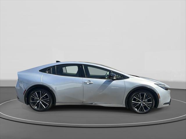 2024 Toyota Prius - $27,998