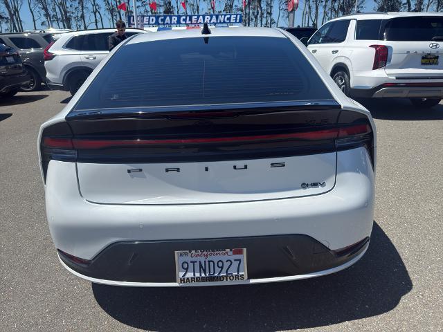2025 Toyota Prius - $33,000