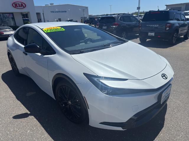 2025 Toyota Prius - $33,000