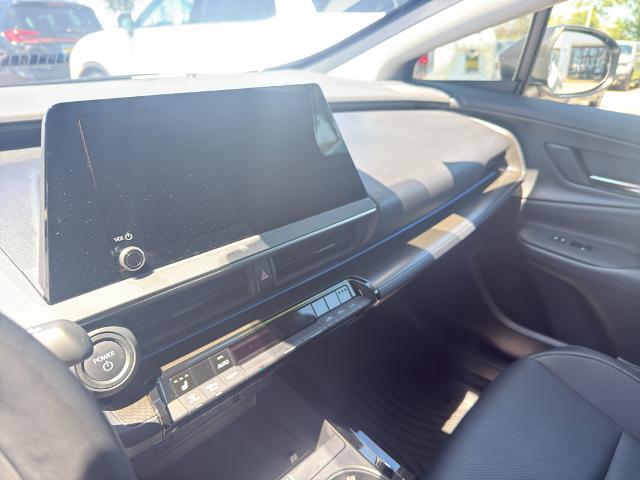 2025 Toyota Prius - $33,000