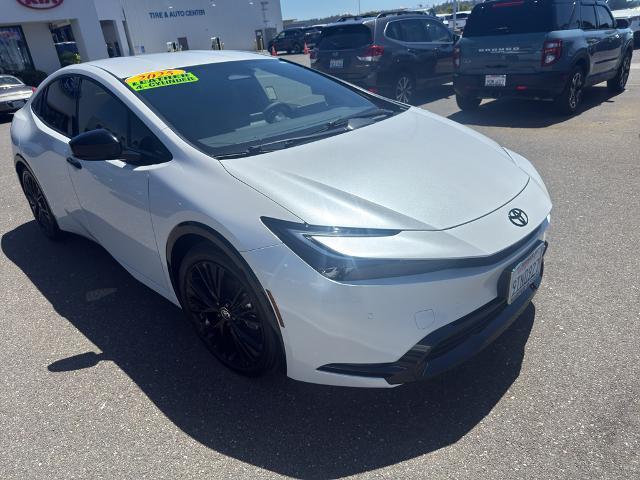2025 Toyota Prius - $33,000