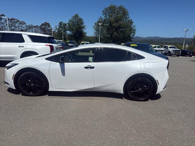 2025 Toyota Prius - $33,000