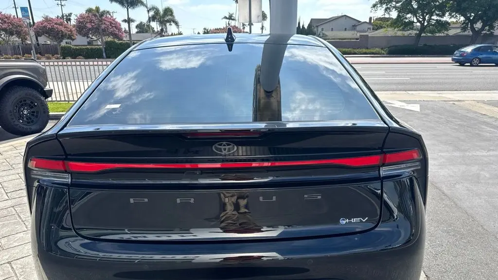 2023 Toyota Prius LE