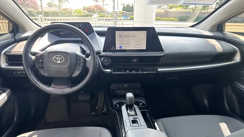 2023 Toyota Prius LE