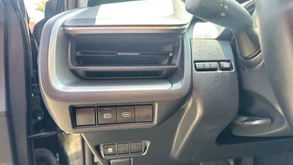 2023 Toyota Prius LE