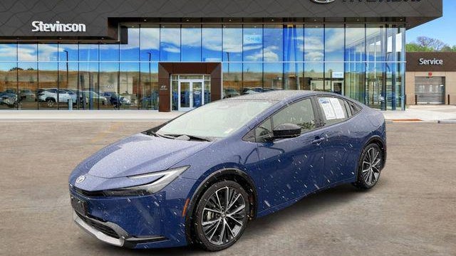2025 Toyota Prius XLE