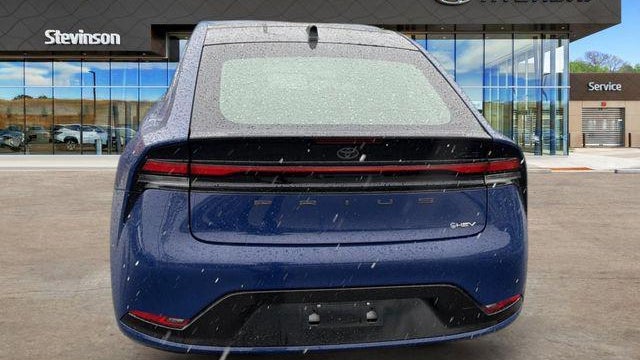 2025 Toyota Prius XLE