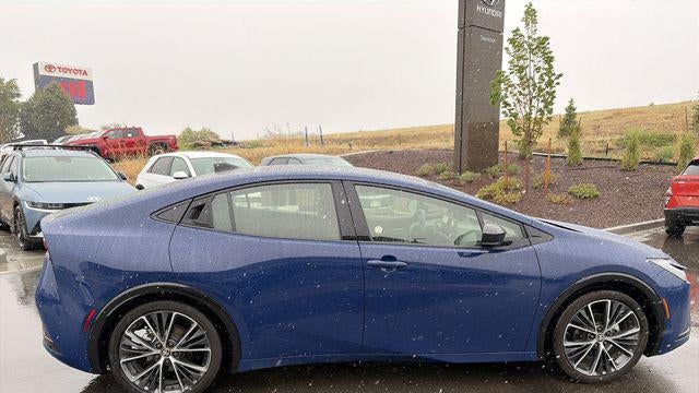 2025 Toyota Prius XLE