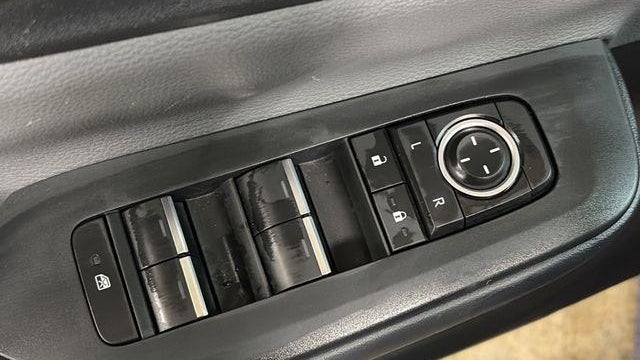 2025 Toyota Prius XLE