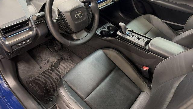 2025 Toyota Prius XLE