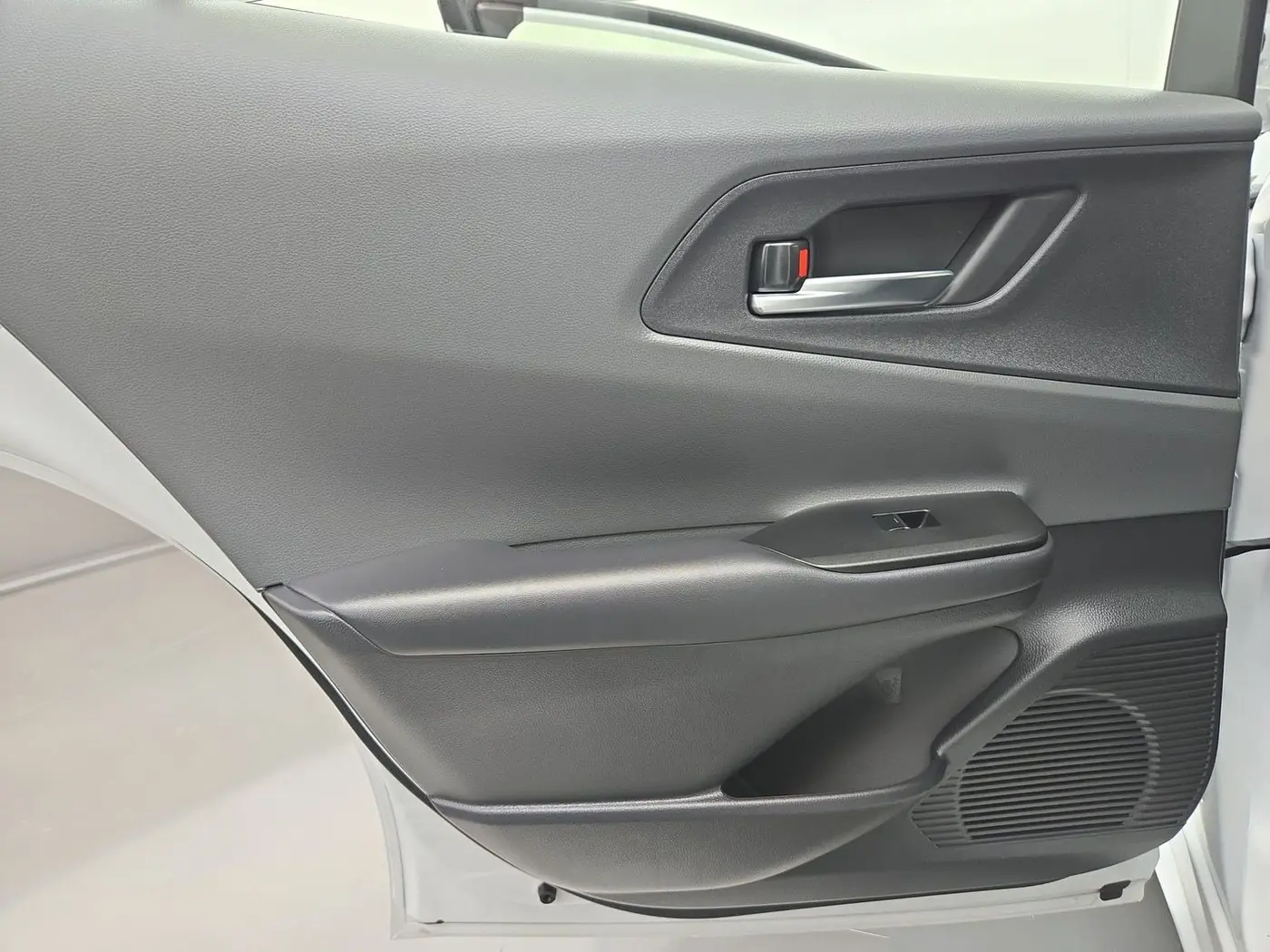2025 Toyota Prius - $31,553