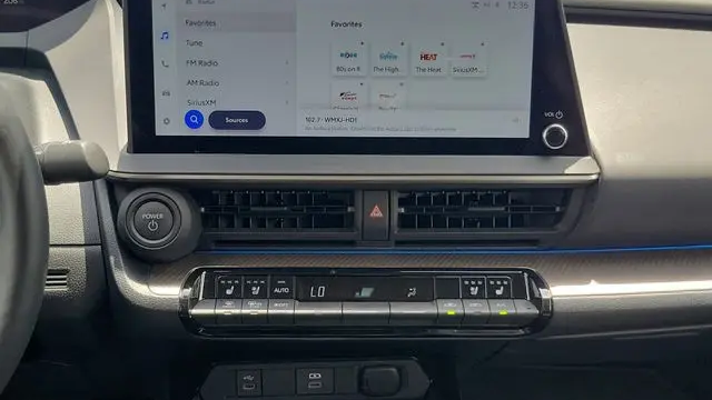 2025 Toyota Prius LE
