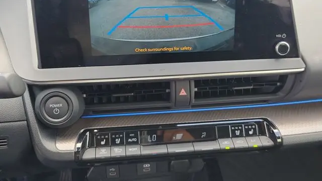 2025 Toyota Prius LE