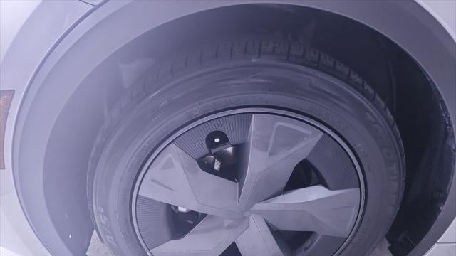 2023 Toyota Prius LE