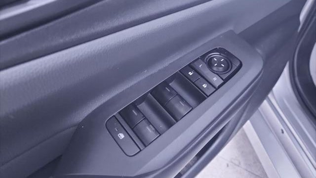 2023 Toyota Prius LE