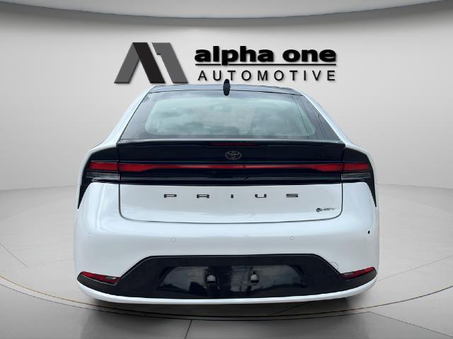 2025 Toyota Prius - $34,392
