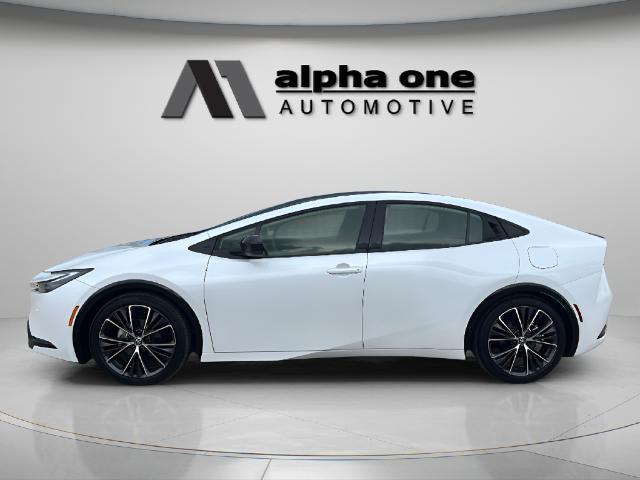 2025 Toyota Prius - $34,392