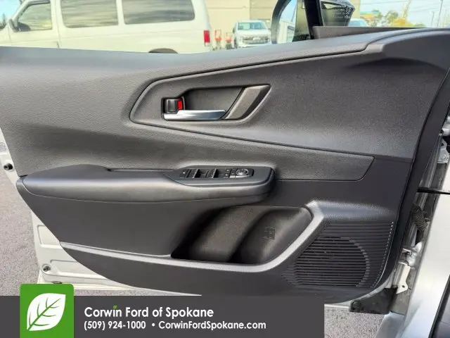 2024 Toyota Prius - $31,489