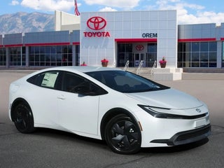 2026 Toyota Prius Plug-in Hybrid with Wind Chill Pearl Exterior