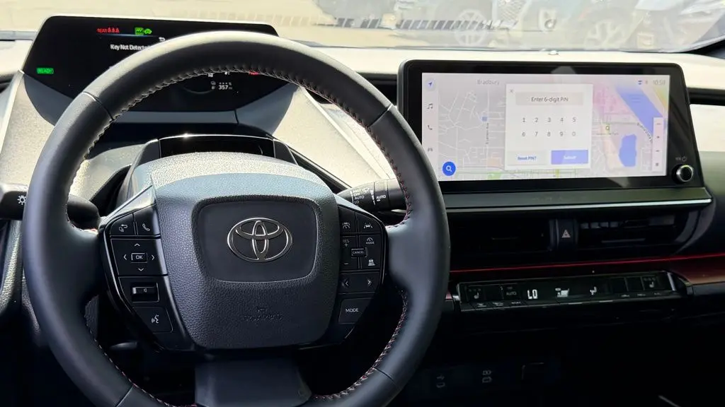 2026 Toyota Prius Plug-in Hybrid SE