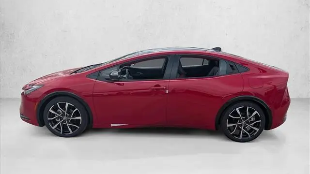 2026 Toyota Prius Plug-in Hybrid XSE