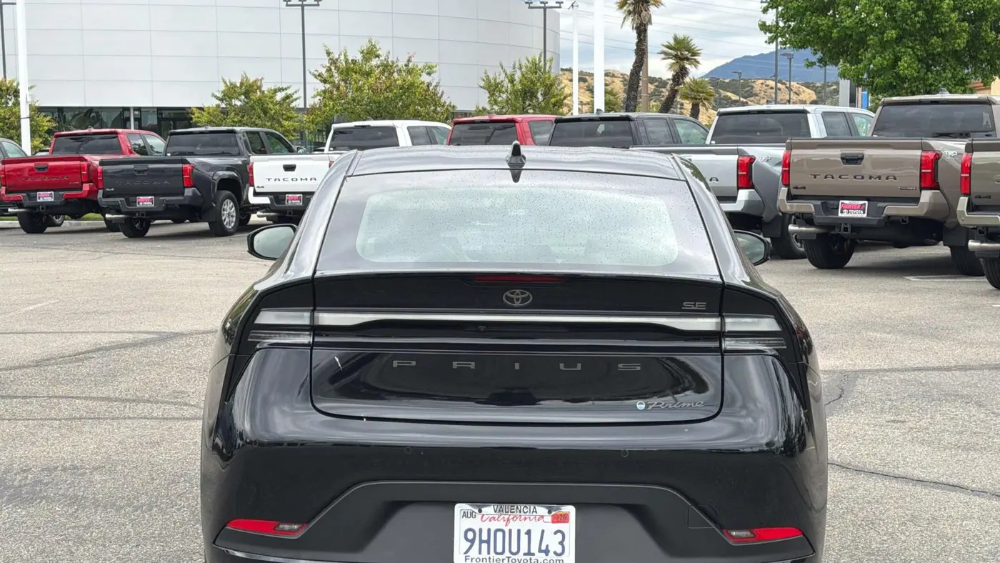 2023 Toyota Prius Prime SE