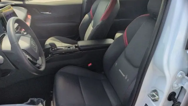 2024 Toyota Prius Prime SE