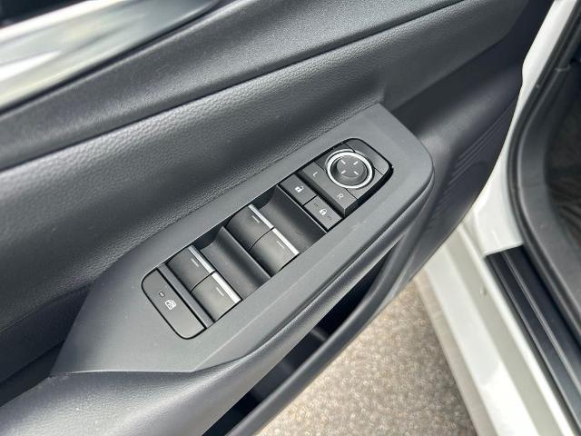 2024 Toyota Prius - $30,500