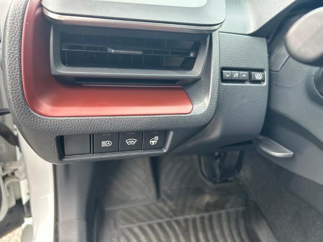 2024 Toyota Prius - $30,500