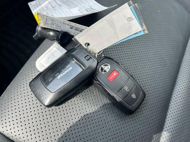 2024 Toyota Prius - $30,500