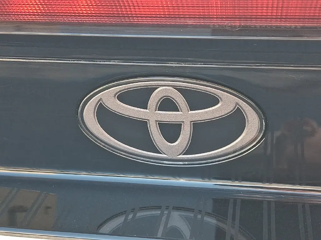 2024 Toyota Prius - $32,900